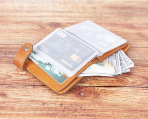 Oscard Card Holder